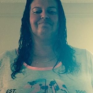 Meet your Posher, Leslie